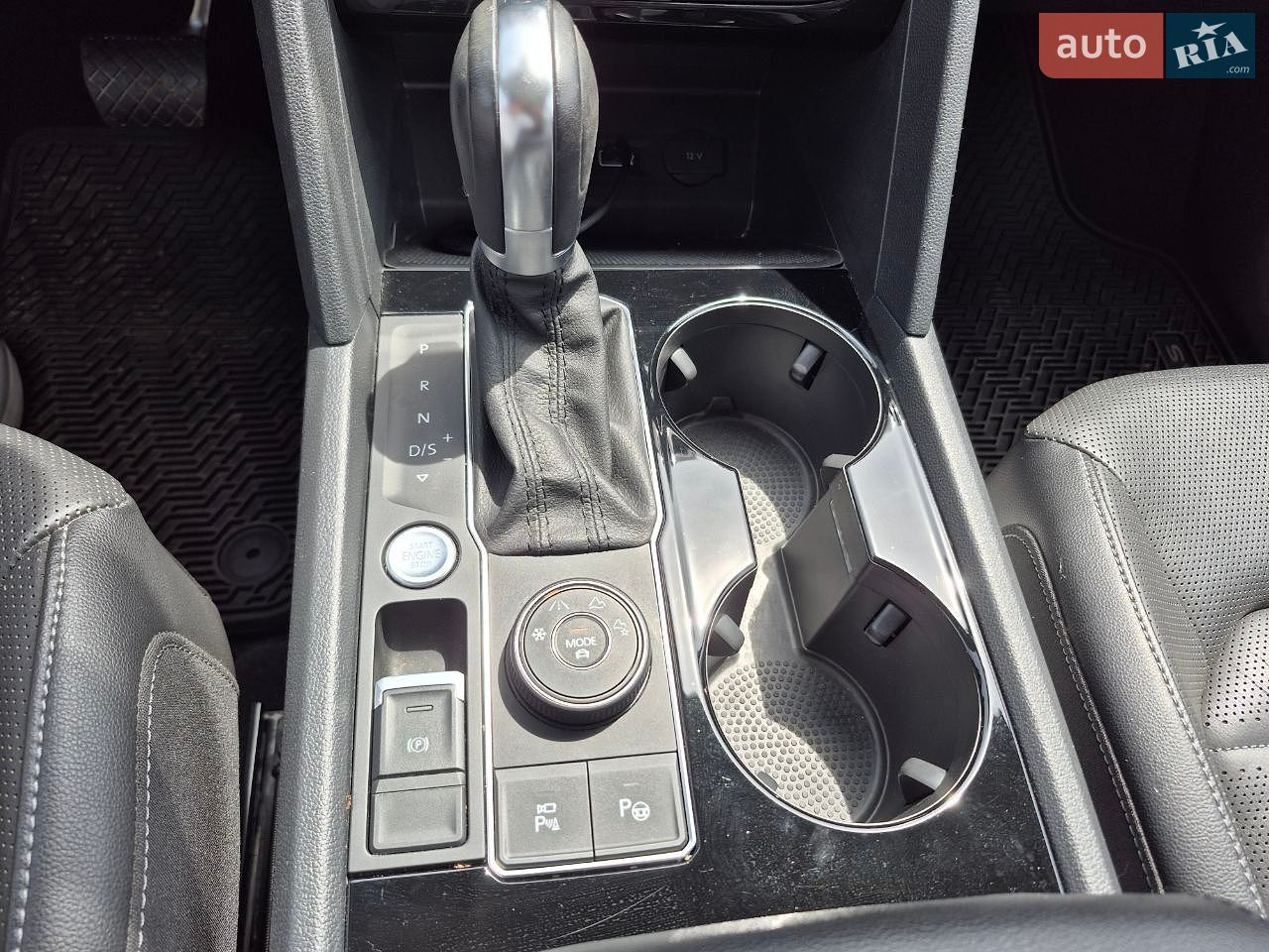 Volkswagen Atlas 2018 VIN 1V2NR2CA8KC522290 фото оголошення 14 з 32