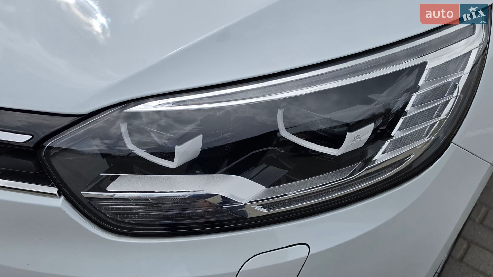 Renault Grand Scenic 2017 VIN VF1RFA00356040071 фото оголошення 4 з 62