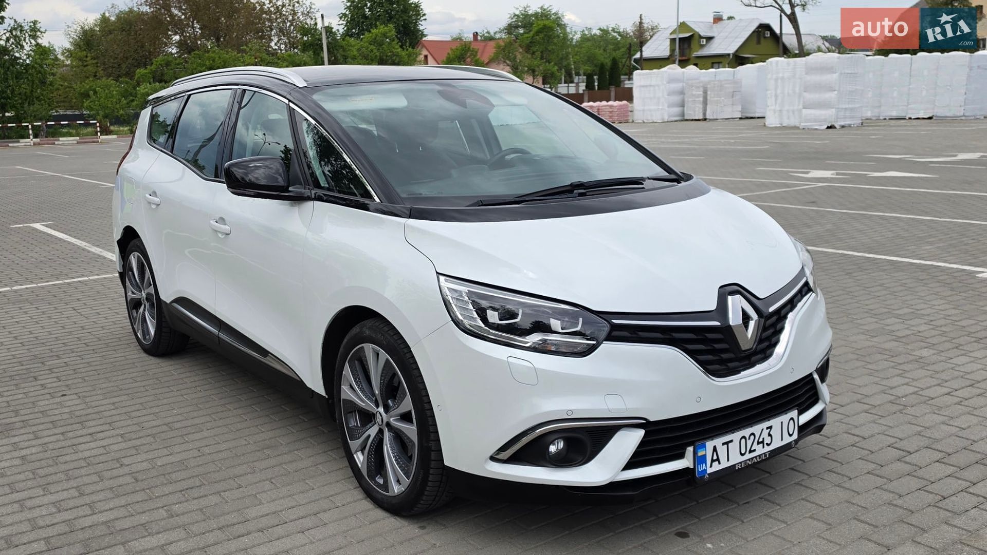 Renault Grand Scenic 2017 VIN VF1RFA00356040071 фото оголошення 11 з 62