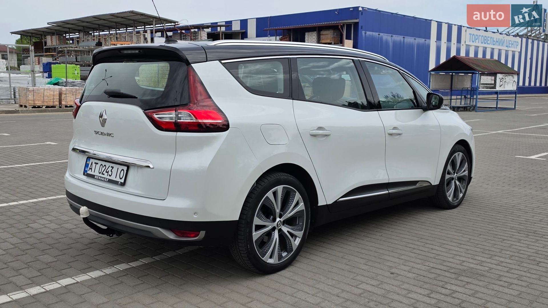Renault Grand Scenic 2017 VIN VF1RFA00356040071 фото оголошення 14 з 62