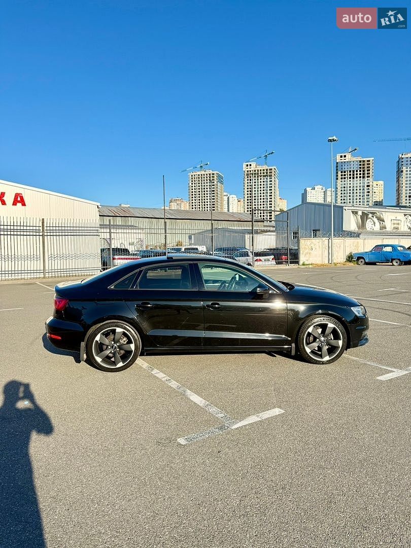 Audi A3 2015 VIN WAUZZZ8V3G1075794 фото оголошення 12 з 31