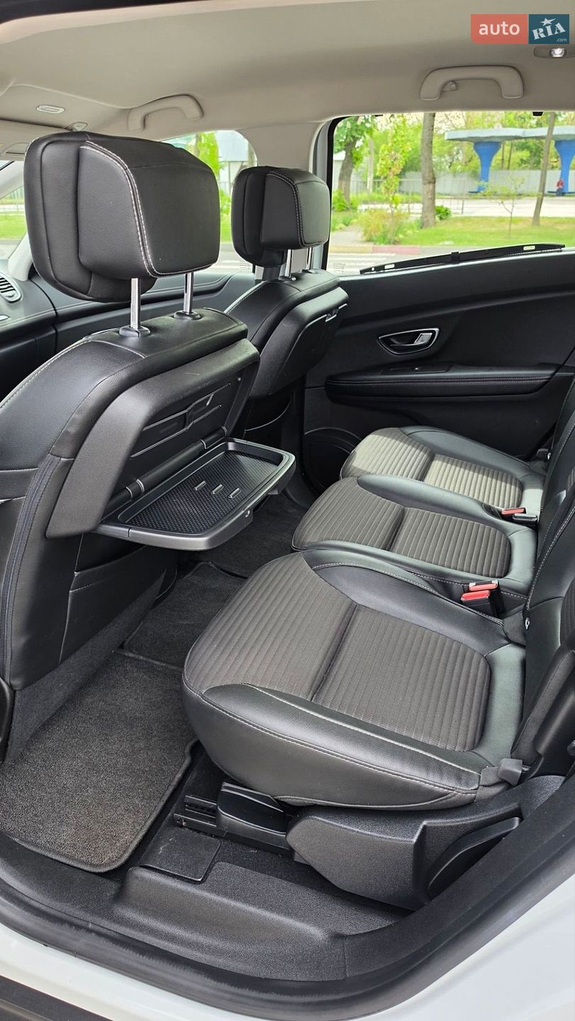 Renault Grand Scenic 2017 VIN VF1RFA00356040071 фото оголошення 36 з 62