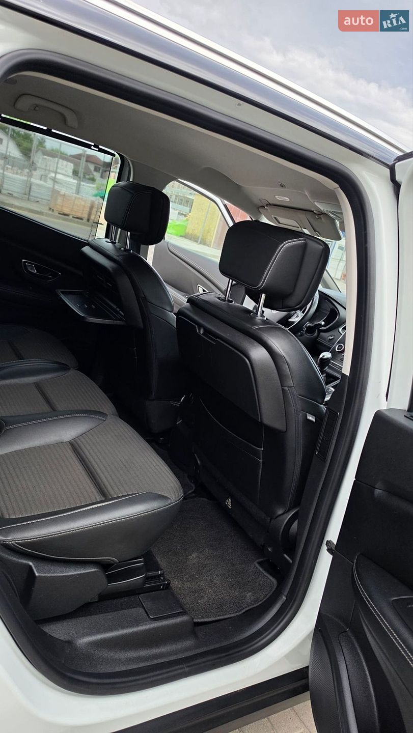 Renault Grand Scenic 2017 VIN VF1RFA00356040071 фото оголошення 42 з 62