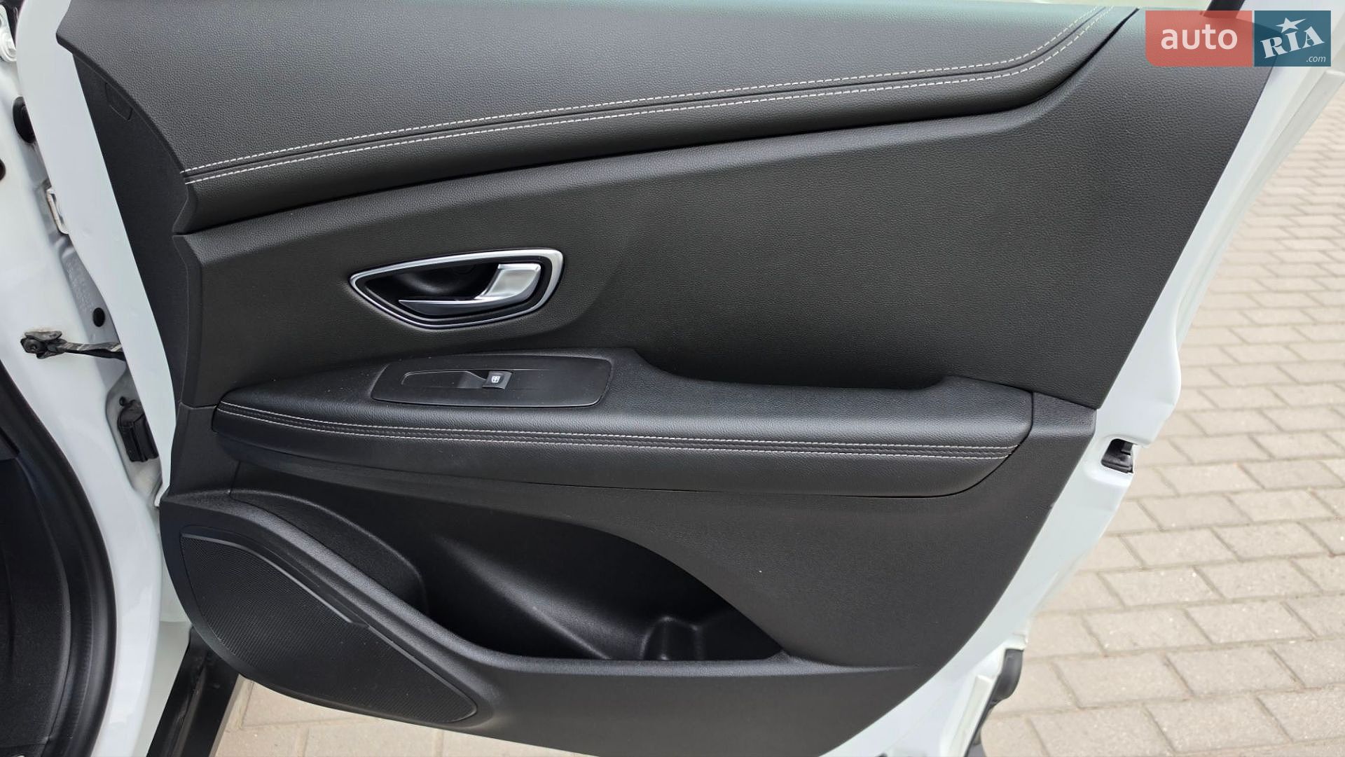 Renault Grand Scenic 2017 VIN VF1RFA00356040071 фото оголошення 50 з 62