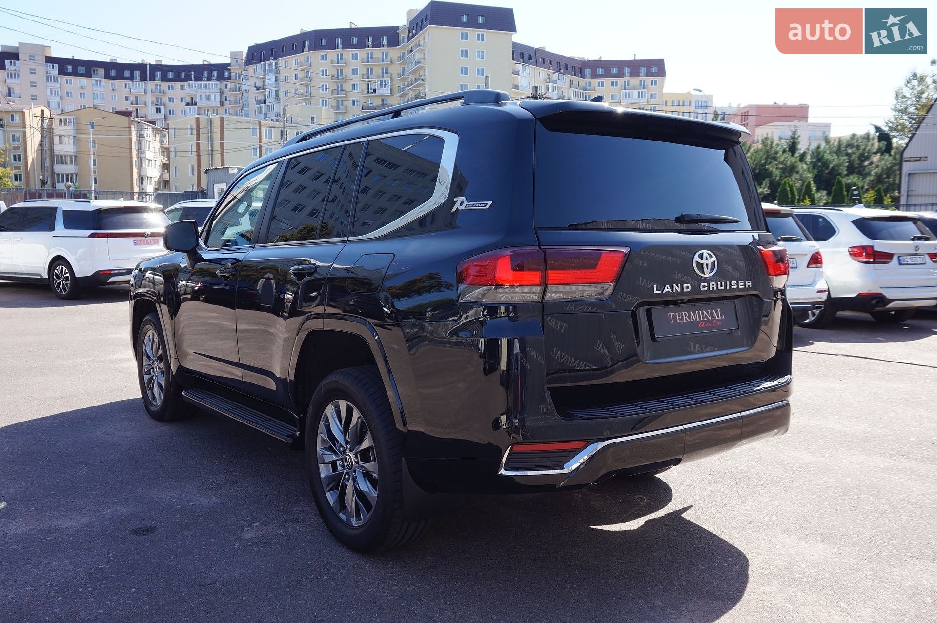 Toyota Land Cruiser 2022 VIN JTMAAABJ504010304 фото оголошення 7 з 76