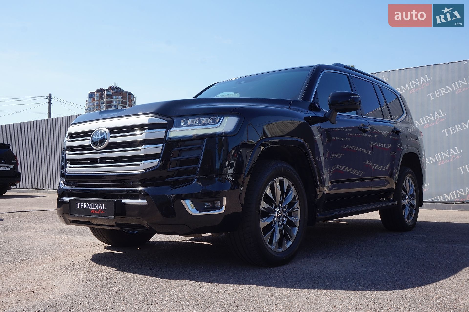 Toyota Land Cruiser 2022 VIN JTMAAABJ504010304 фото оголошення 9 з 76