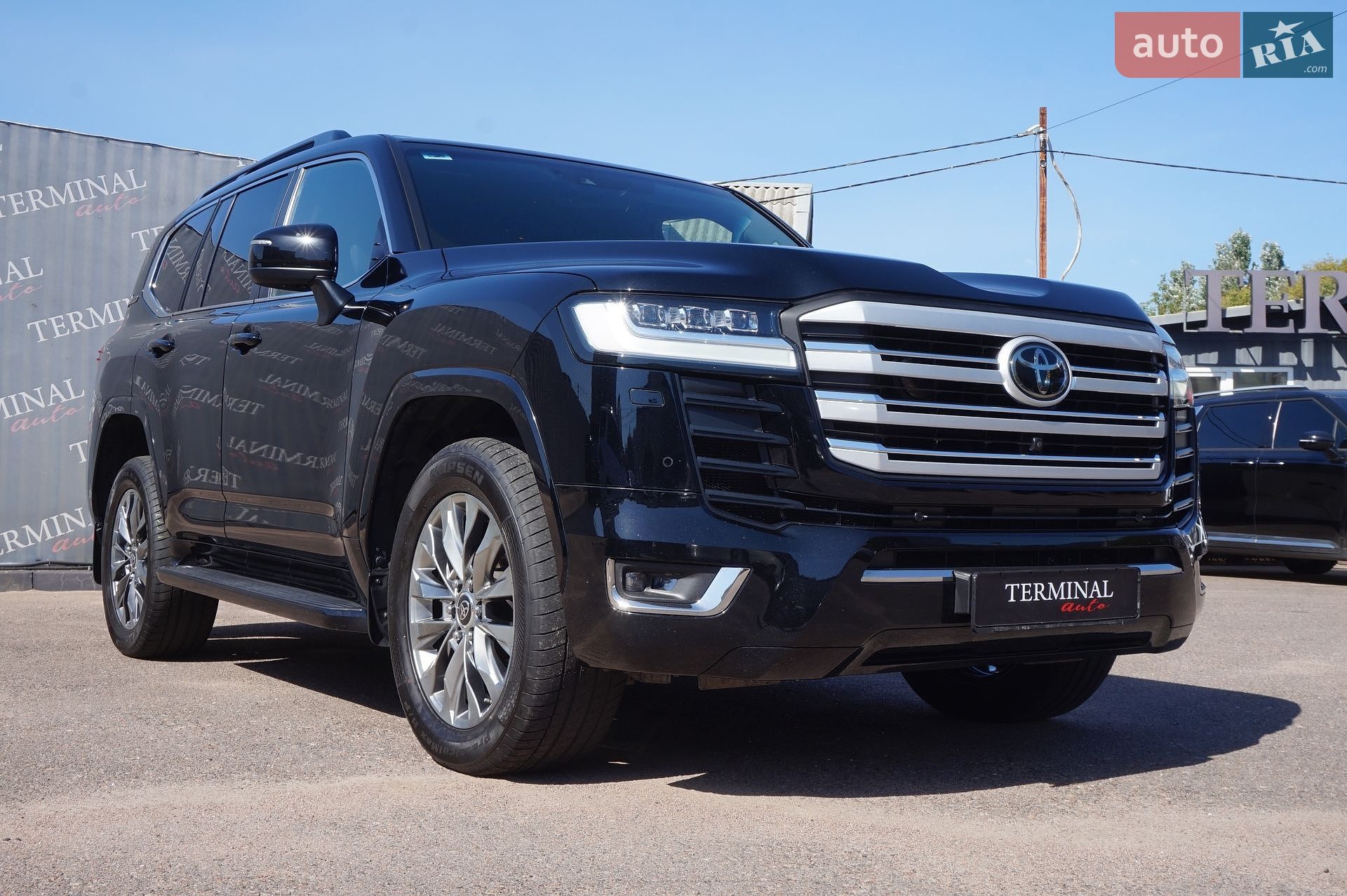 Toyota Land Cruiser 2022 VIN JTMAAABJ504010304 фото оголошення 10 з 76