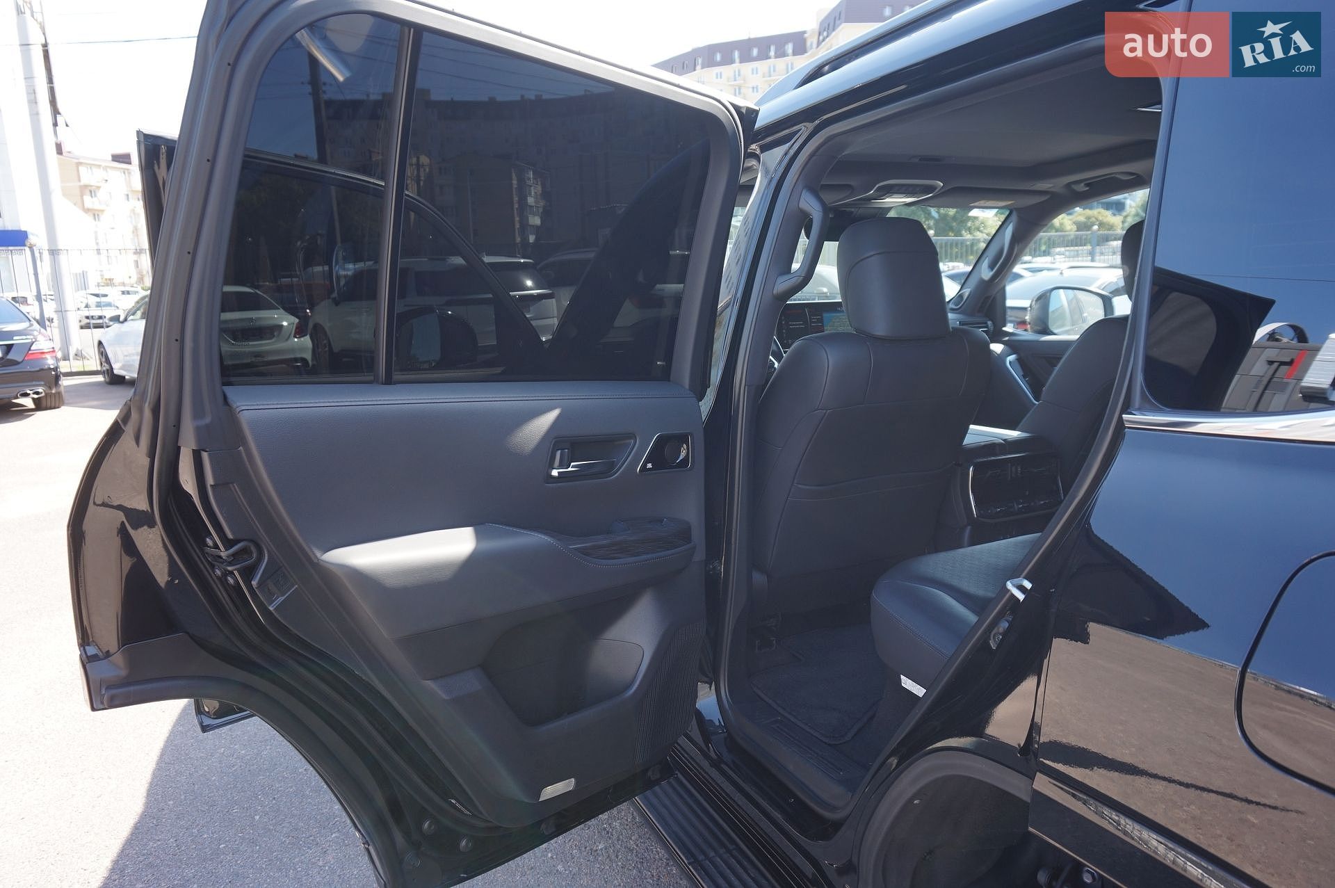 Toyota Land Cruiser 2022 VIN JTMAAABJ504010304 фото оголошення 24 з 76