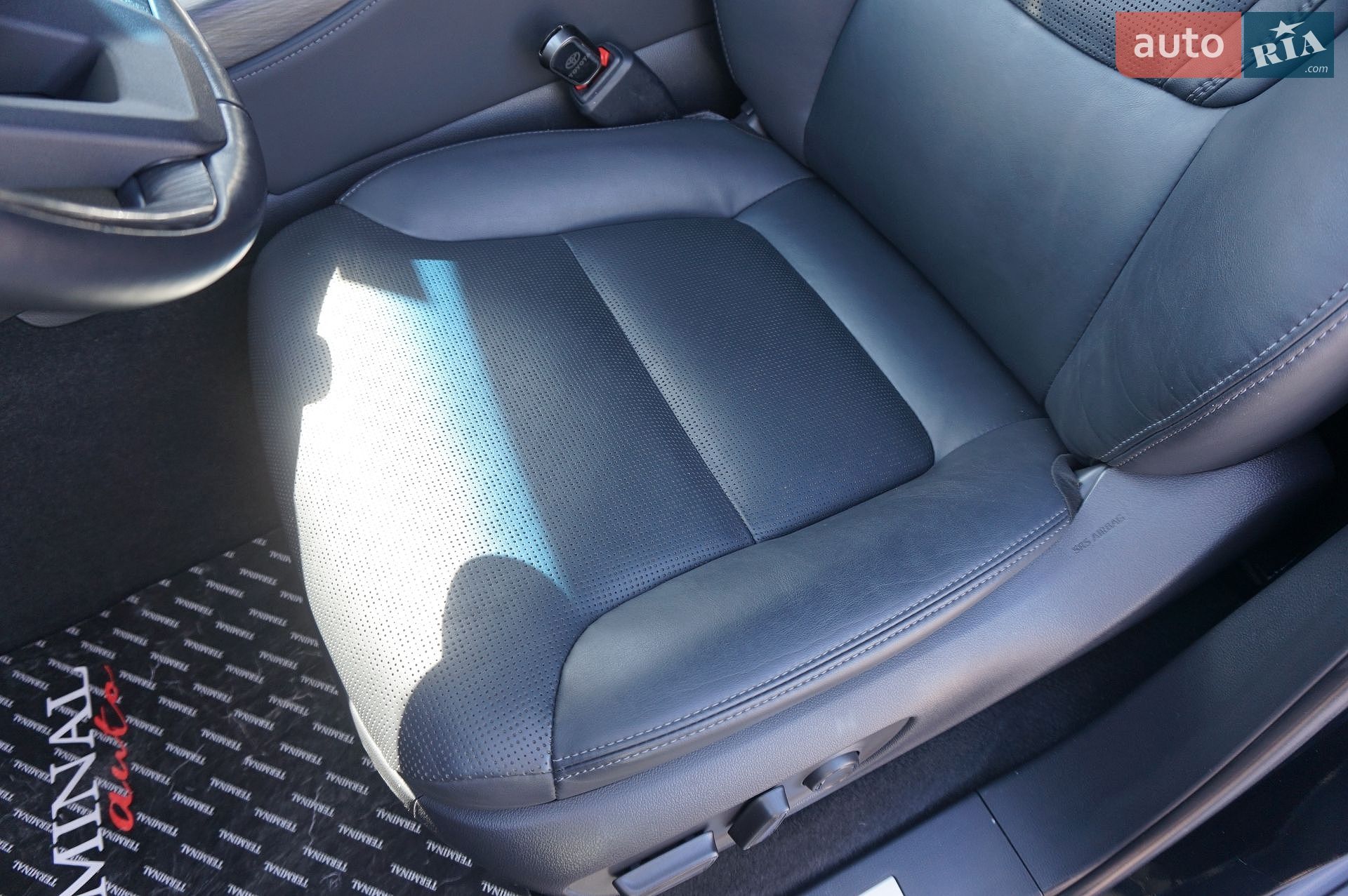 Toyota Land Cruiser 2022 VIN JTMAAABJ504010304 фото оголошення 22 з 76