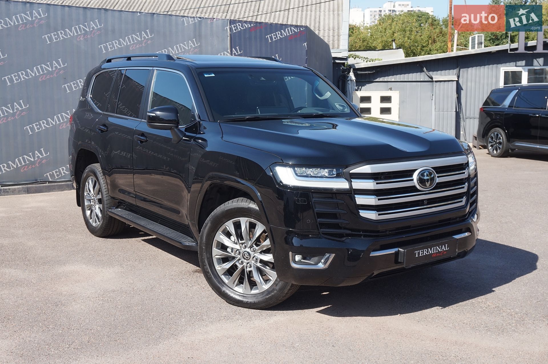 Toyota Land Cruiser 2022 VIN JTMAAABJ504010304 фото оголошення 68 з 76