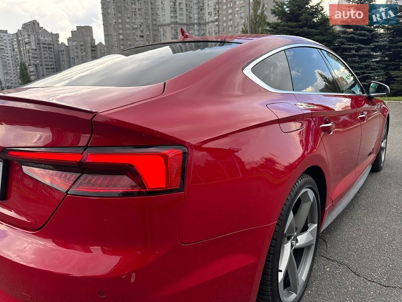 Audi S5 Sportback 2017 VIN WAUZZZF56HA007638 фото оголошення 11 з 102