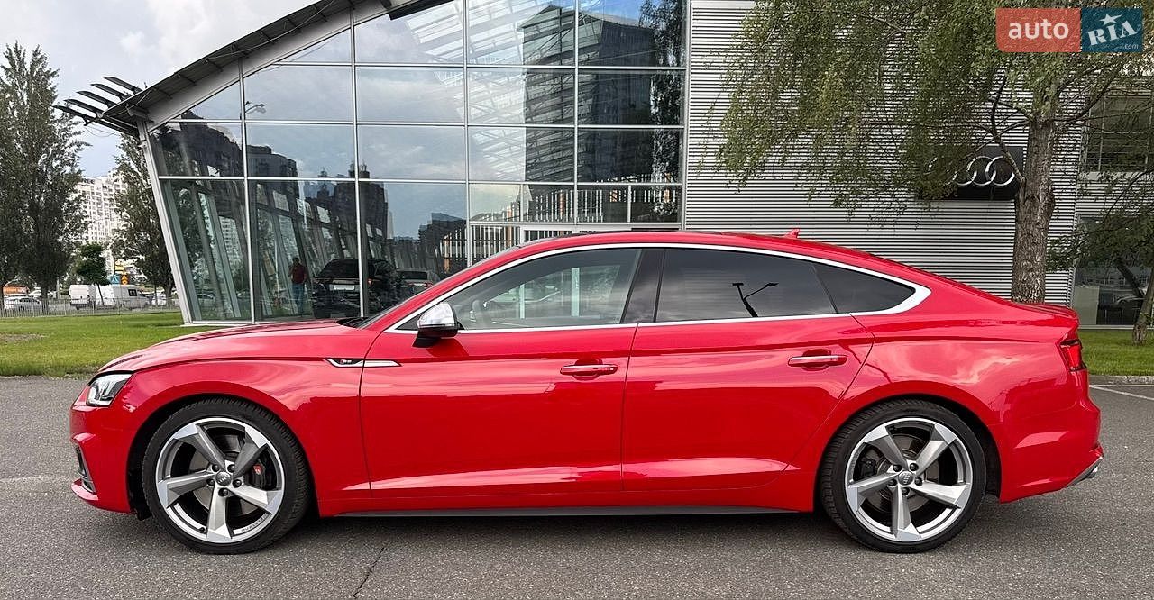 Audi S5 Sportback 2017 VIN WAUZZZF56HA007638 фото оголошення 19 з 102