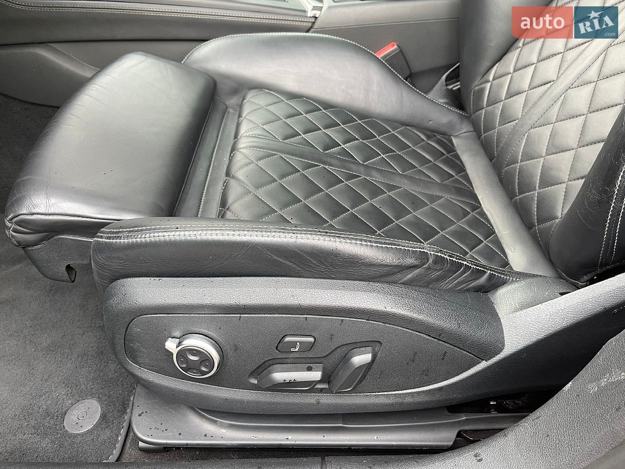 Audi S5 Sportback 2017 VIN WAUZZZF56HA007638 фото оголошення 29 з 102