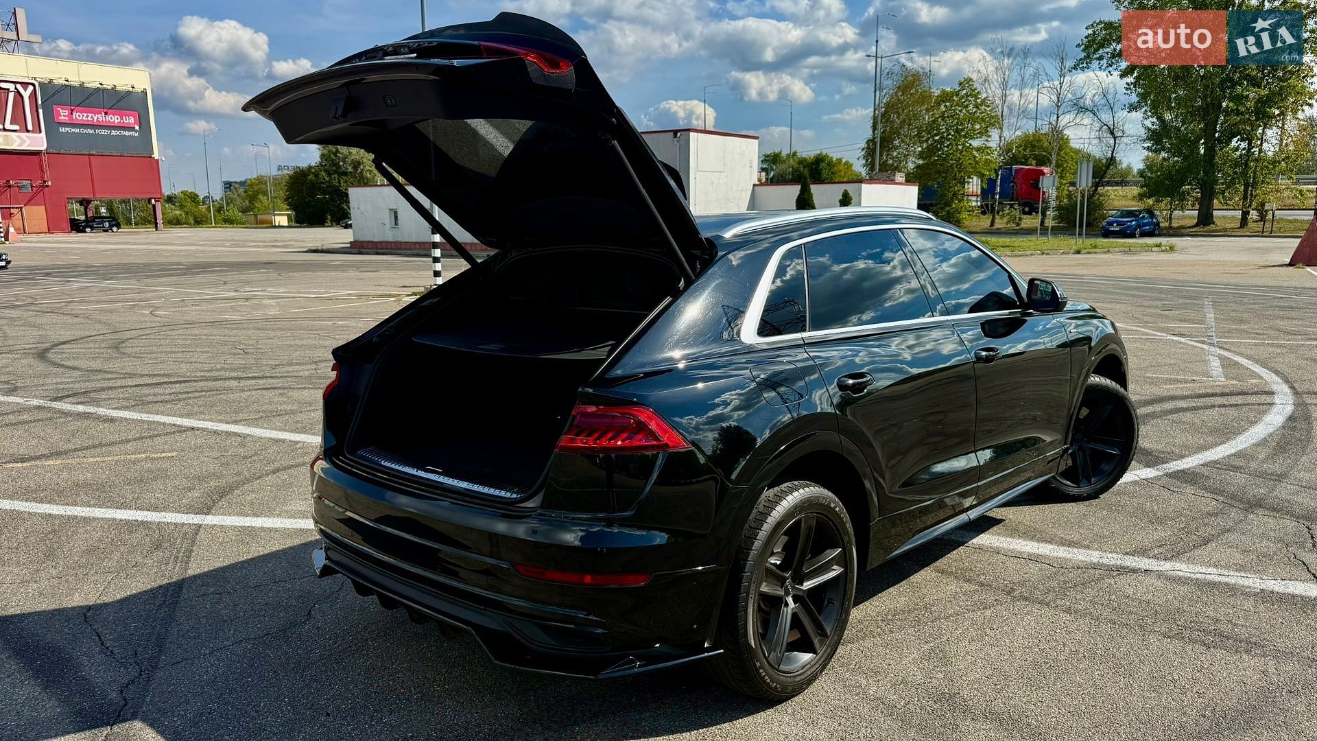Audi Q8 2018 VIN WA1AVAF16KD016415 фото оголошення 40 з 45