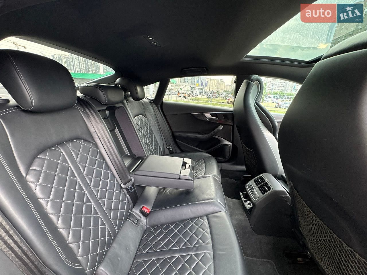 Audi S5 Sportback 2017 VIN WAUZZZF56HA007638 фото оголошення 79 з 102