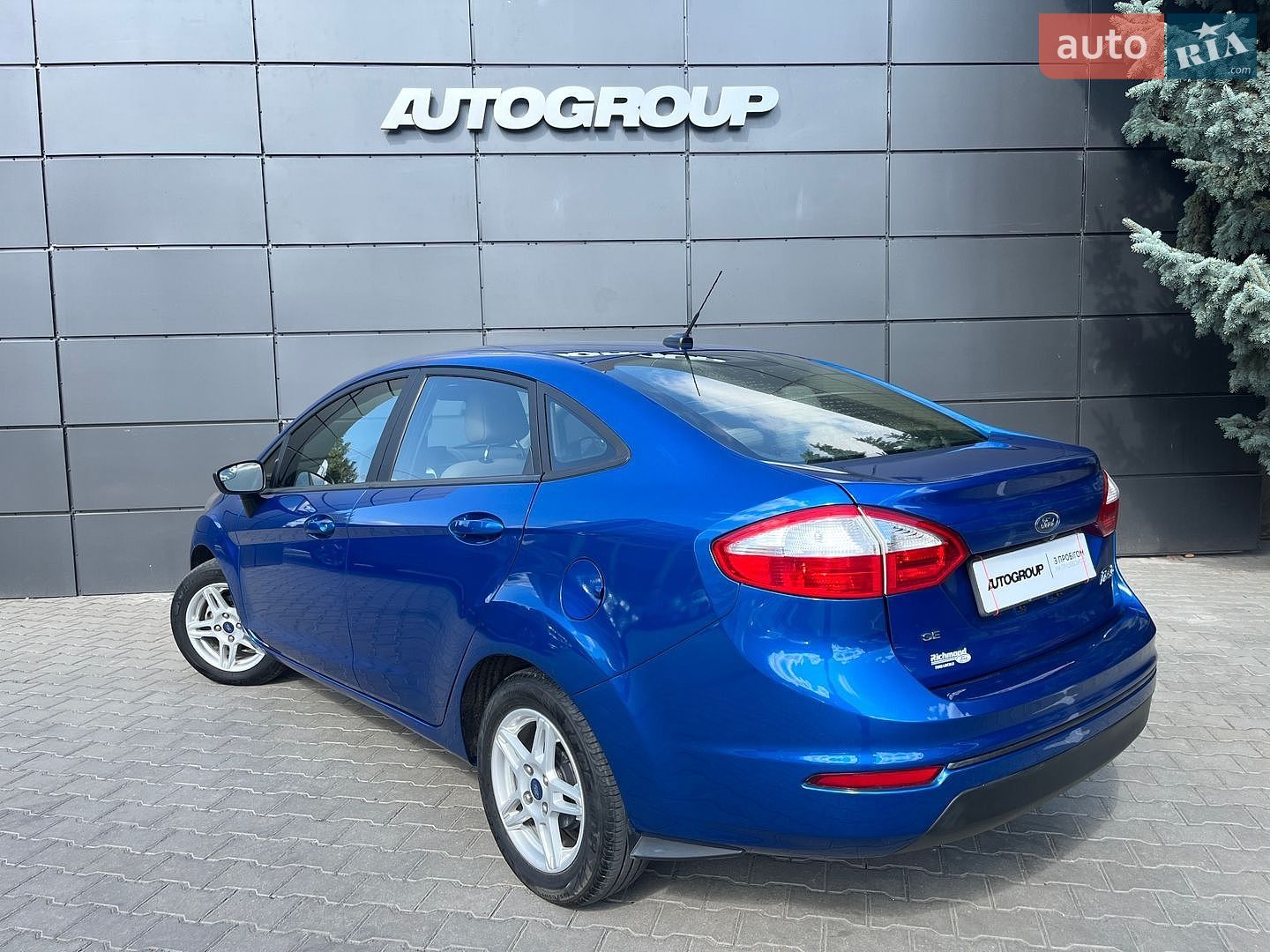 Ford Fiesta 2018 VIN 3FADP4BJ1JM138676 фото оголошення 8 з 22