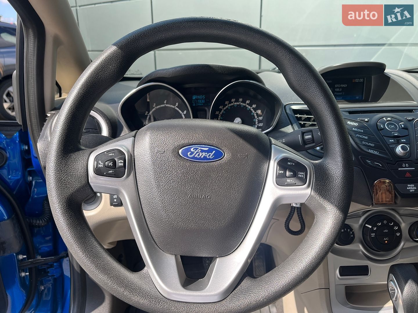 Ford Fiesta 2018 VIN 3FADP4BJ1JM138676 фото оголошення 11 з 22