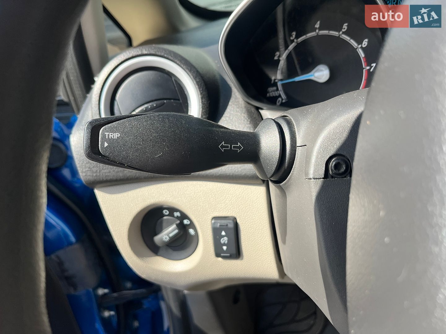 Ford Fiesta 2018 VIN 3FADP4BJ1JM138676 фото оголошення 16 з 22
