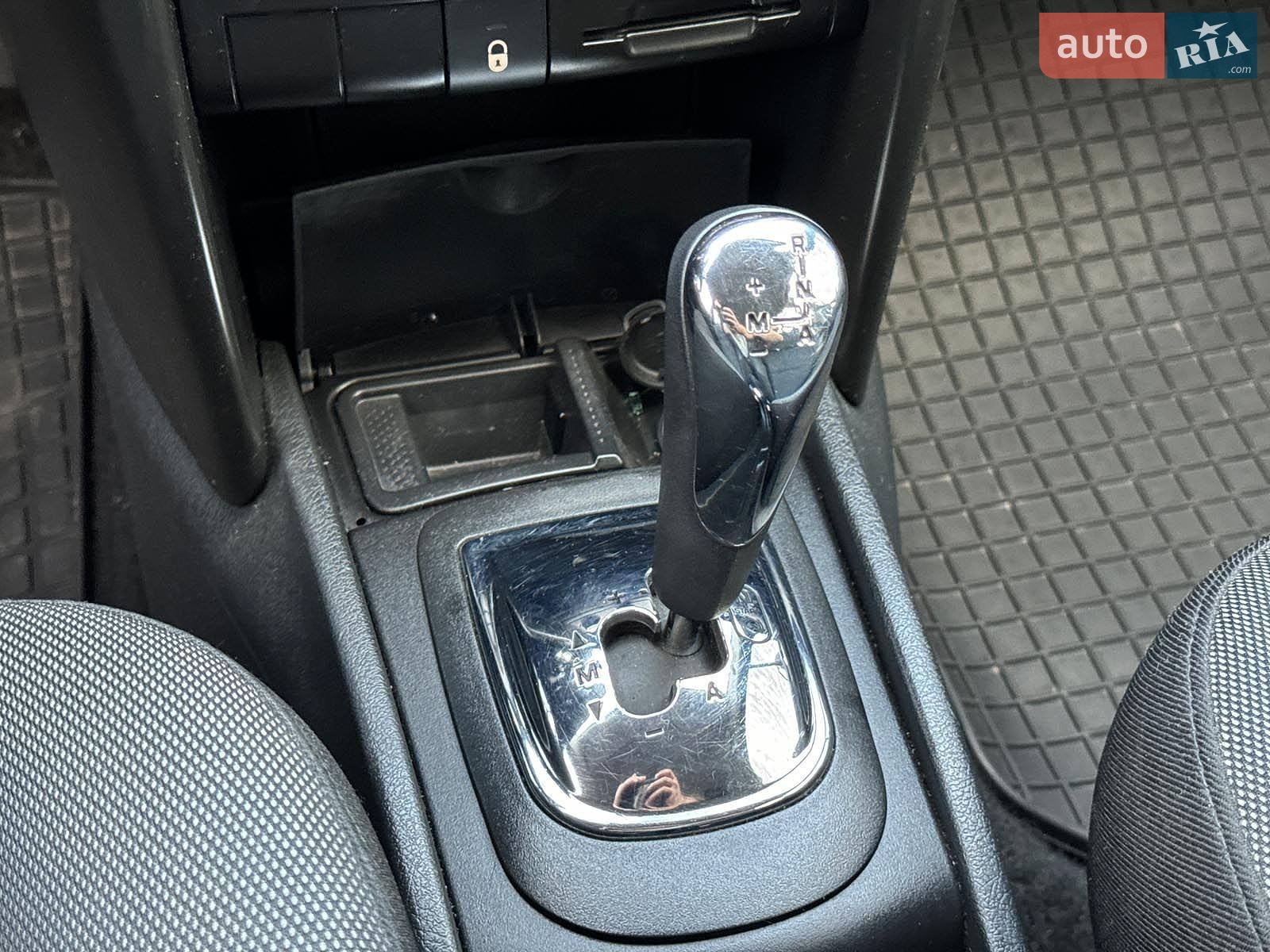 Peugeot 207 2010 VIN VF3WCKFUCAT042681 фото оголошення 28 з 31
