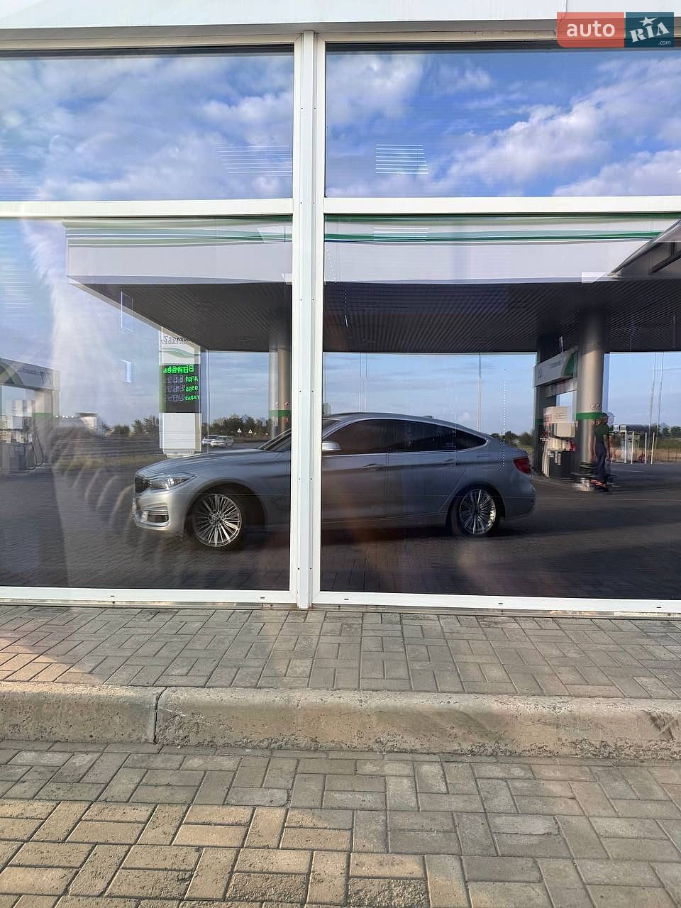 BMW 3 Series GT 2014 VIN WBA3Y51000D661504 фото оголошення 5 з 8
