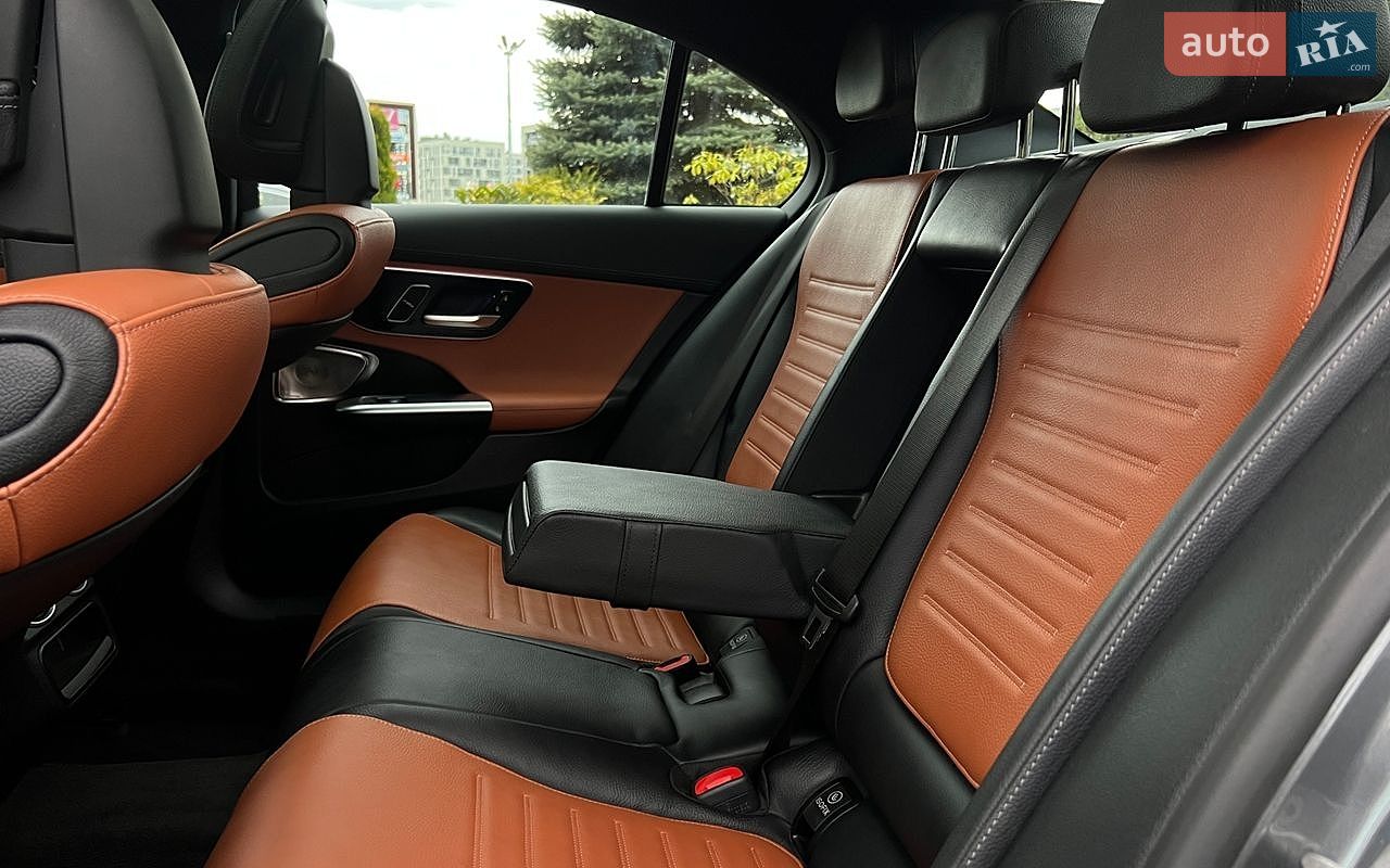 Mercedes-Benz C-Class 2023 VIN W1KAF4GB3RR186116 фото оголошення 30 з 36