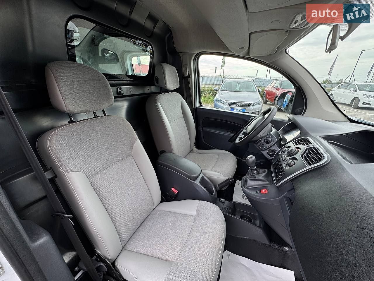 Renault Kangoo 2021 VIN VF1WF000X67370122 фото оголошення 28 з 33