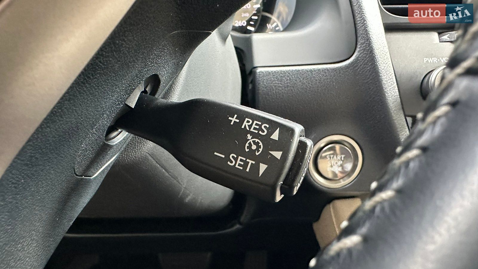 Lexus RX 2022 VIN JTJBZMCA402060150 фото оголошення 23 з 25