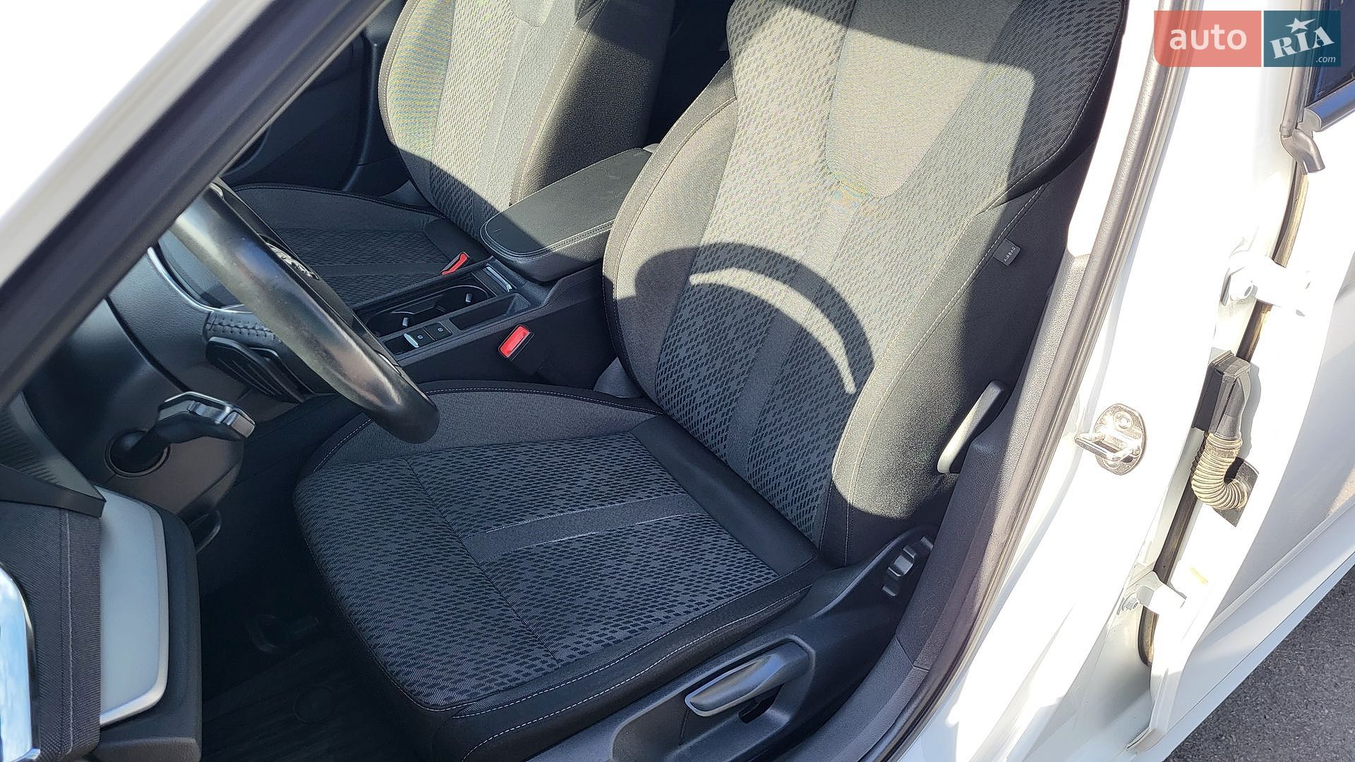 Skoda Octavia 2022 VIN TMBAJ4NX7NY061398 фото оголошення 41 з 50