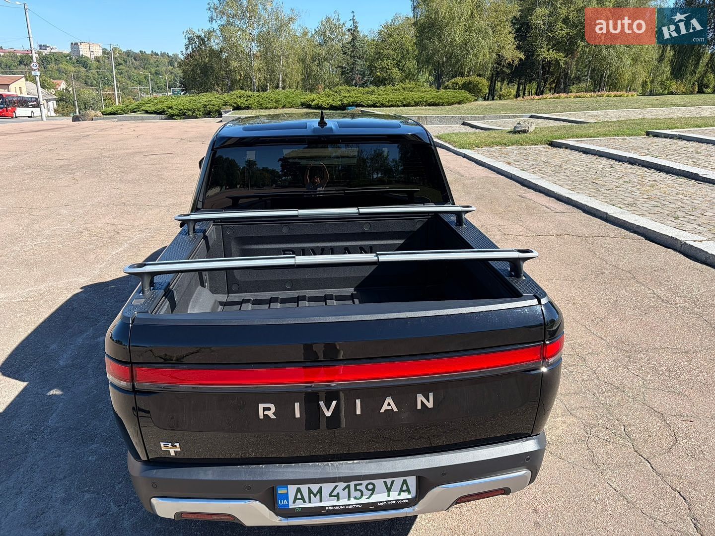 Rivian R1T 2023 VIN 7FCTGAAA3NN016283 фото оголошення 19 з 61