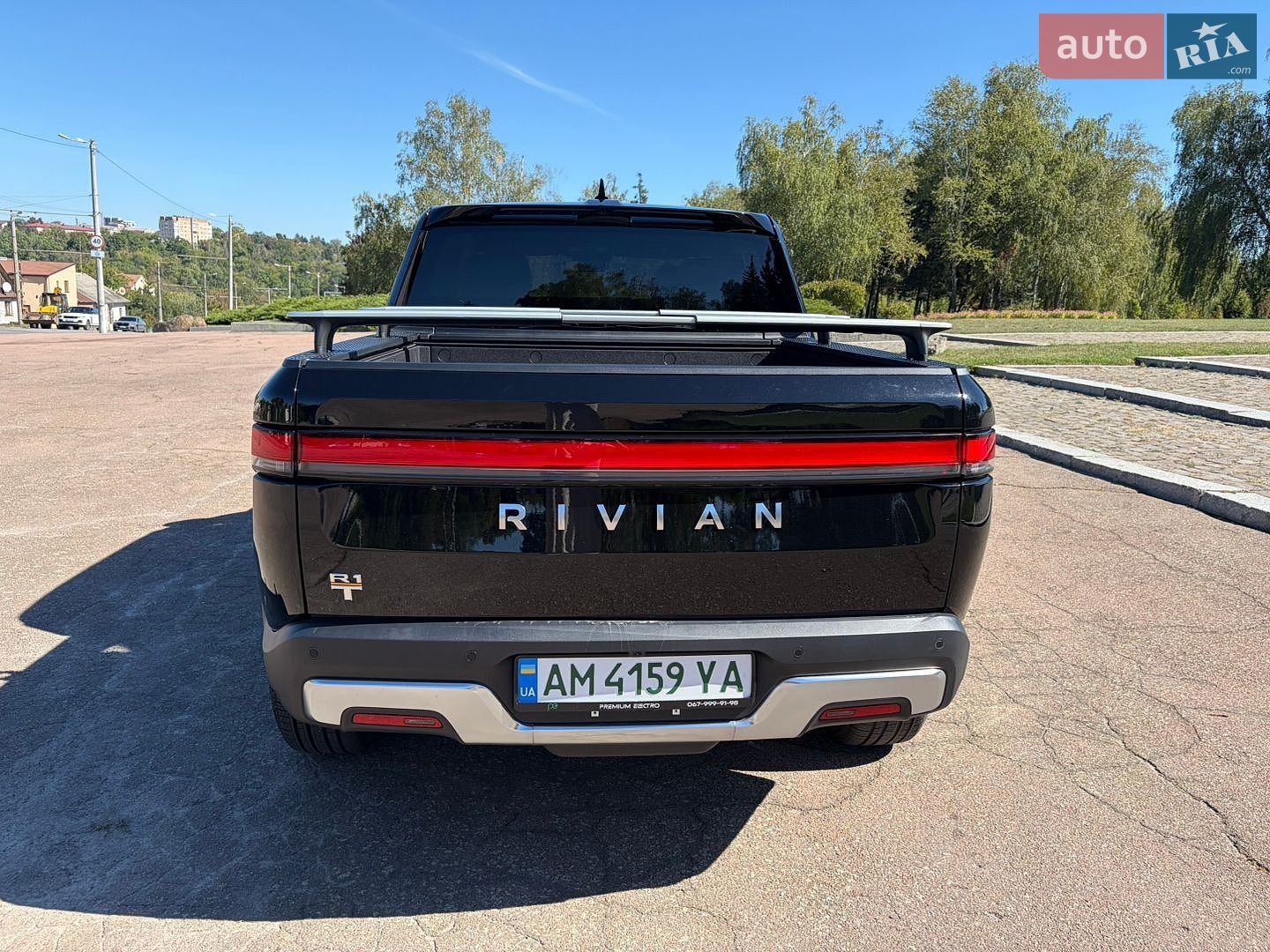 Rivian R1T 2023 VIN 7FCTGAAA3NN016283 фото оголошення 20 з 61