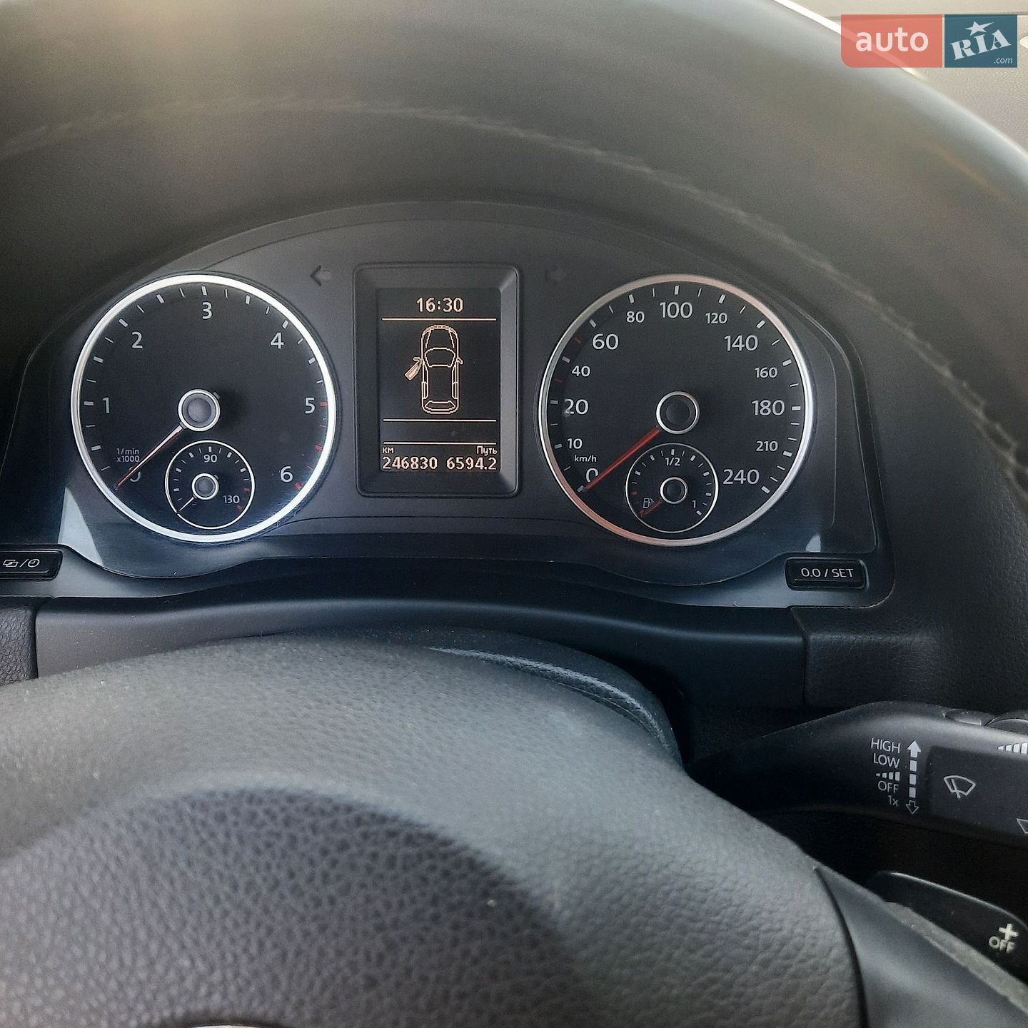 Volkswagen Tiguan 2015 VIN WVGZZZ5NZFW586654 фото оголошення 3 з 22