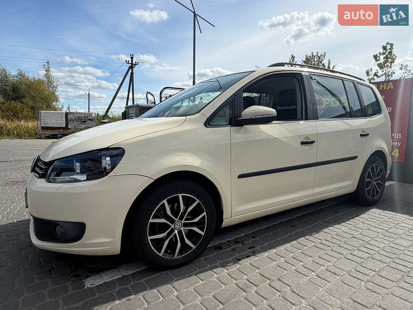 Volkswagen Touran 2013 VIN WVGZZZ1TZDW056222 фото оголошення 11 з 22