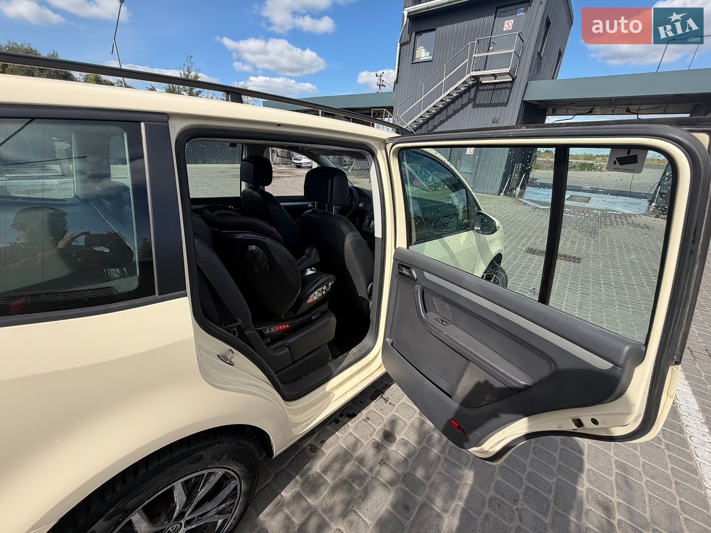 Volkswagen Touran 2013 VIN WVGZZZ1TZDW056222 фото оголошення 3 з 22