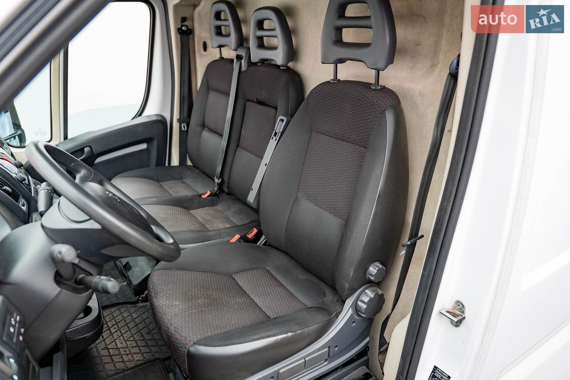 Peugeot Boxer 2021 VIN VF3YD3MFB12T96880 фото оголошення 9 з 16
