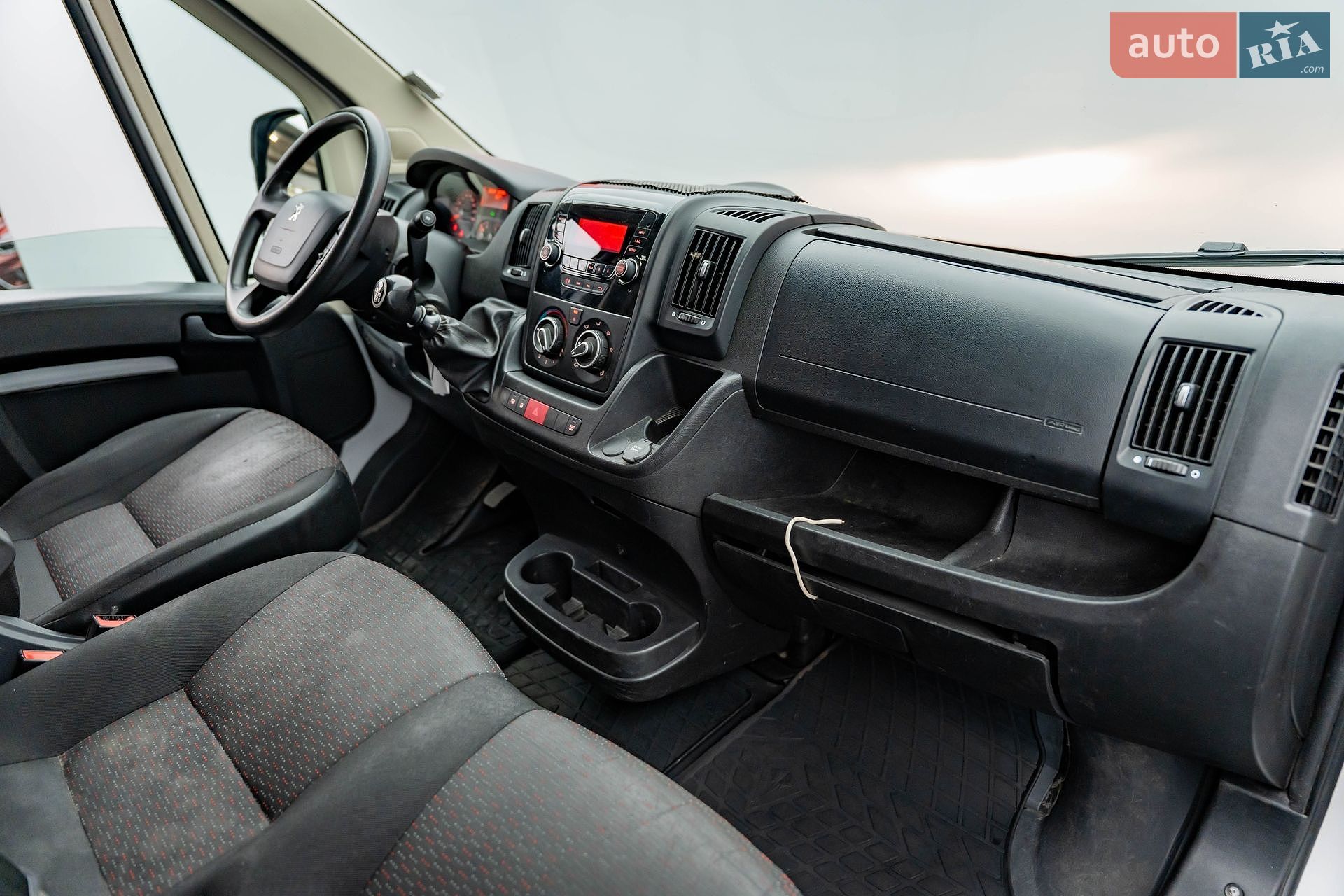 Peugeot Boxer 2021 VIN VF3YD3MFB12T96880 фото оголошення 10 з 16