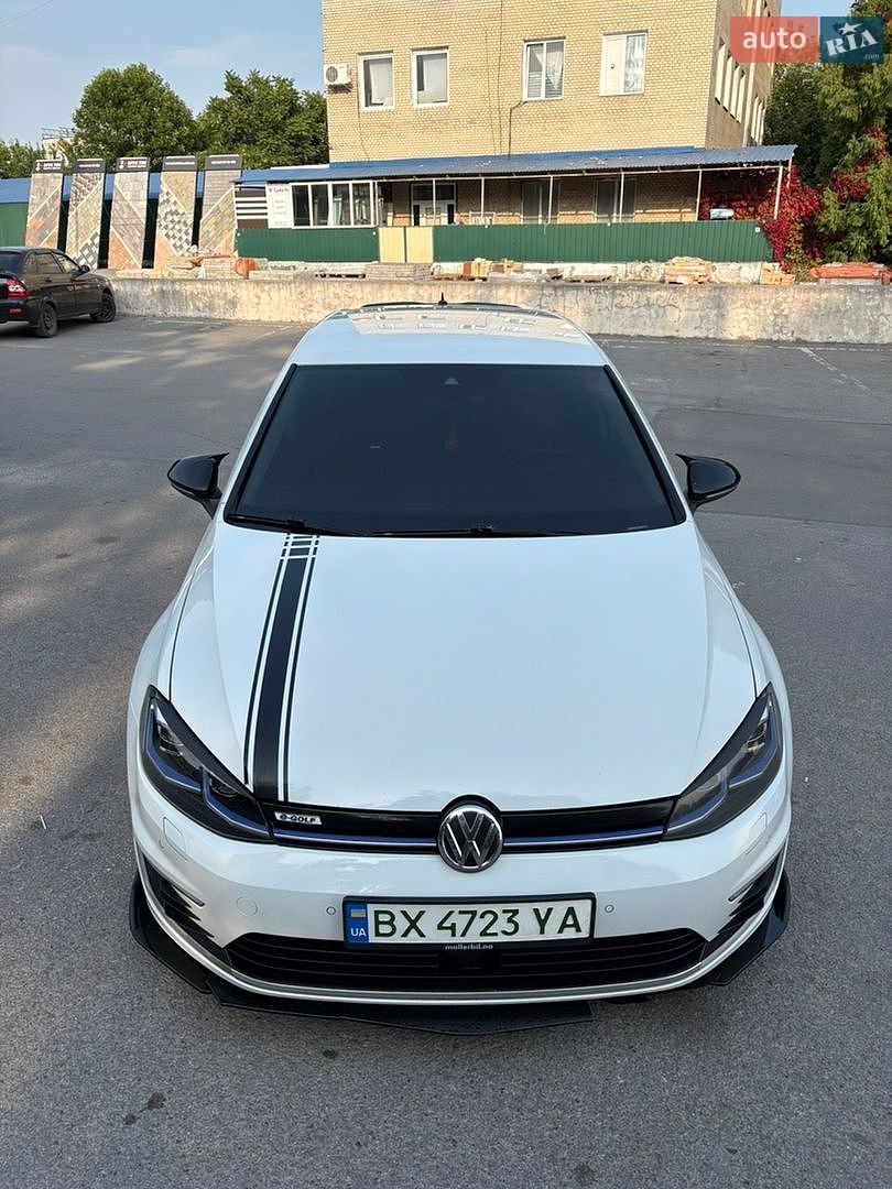 Volkswagen e-Golf 2017 VIN WVWZZZAUZJ8901372 фото оголошення 8 з 41