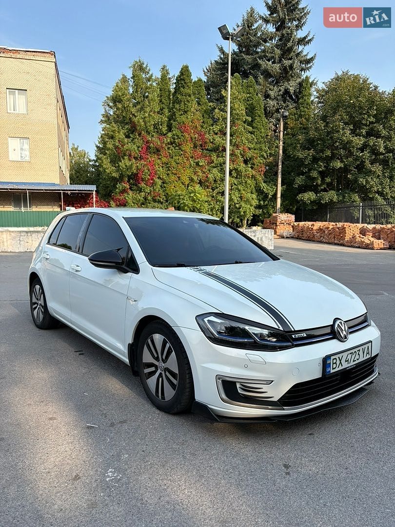Volkswagen e-Golf 2017 VIN WVWZZZAUZJ8901372 фото оголошення 11 з 41