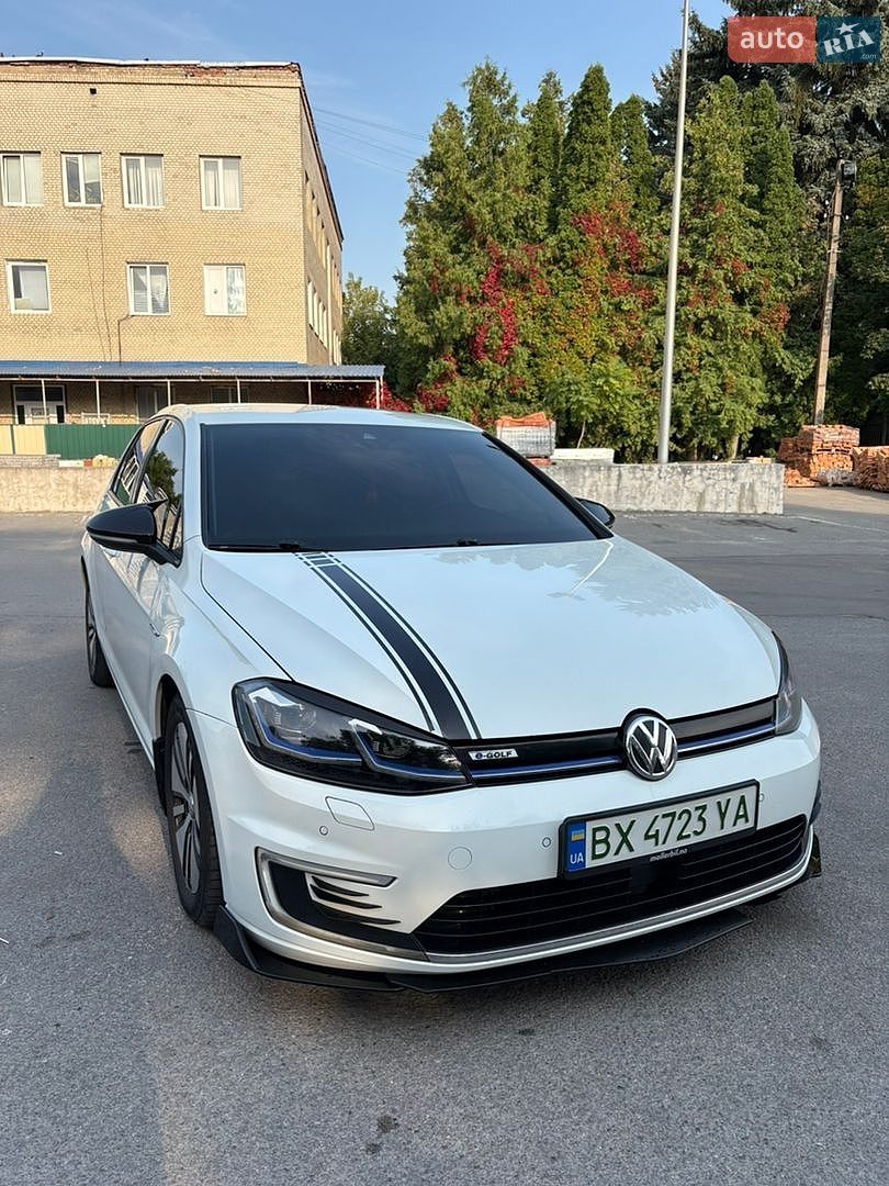 Volkswagen e-Golf 2017 VIN WVWZZZAUZJ8901372 фото оголошення 12 з 41