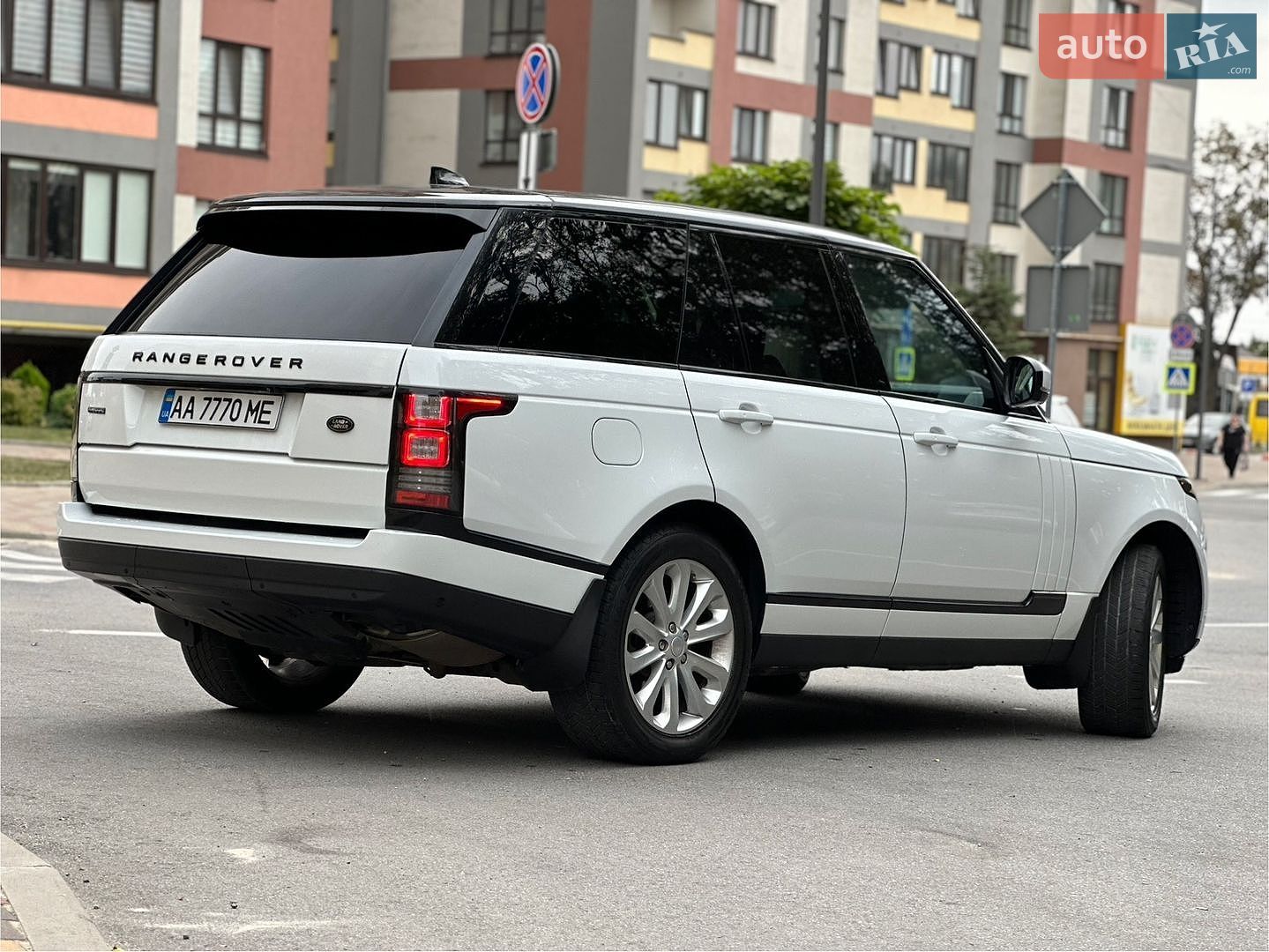 Land Rover Range Rover 2018 VIN SALGS2FK5HA360019 фото оголошення 5 з 44