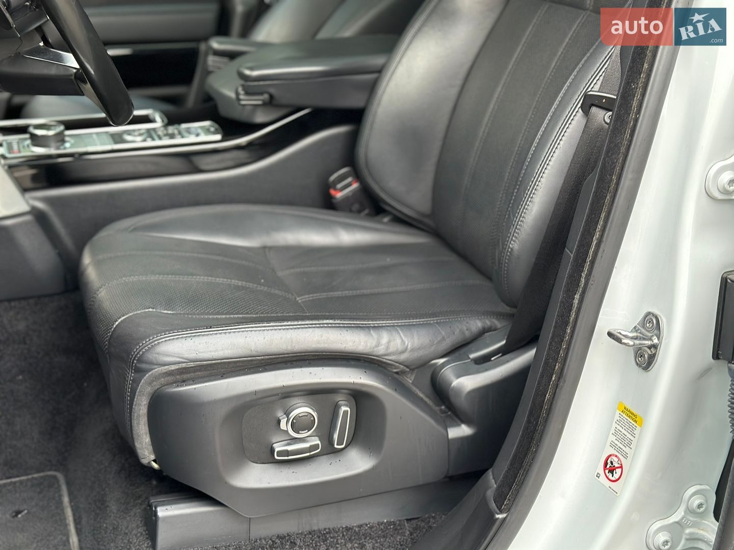 Land Rover Range Rover 2018 VIN SALGS2FK5HA360019 фото оголошення 23 з 44