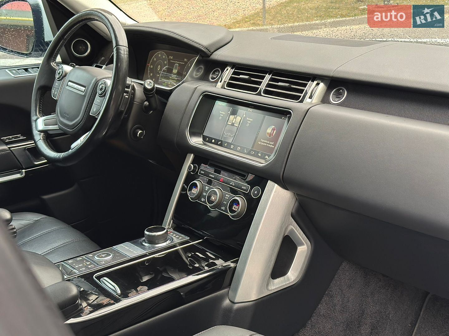 Land Rover Range Rover 2018 VIN SALGS2FK5HA360019 фото оголошення 38 з 44