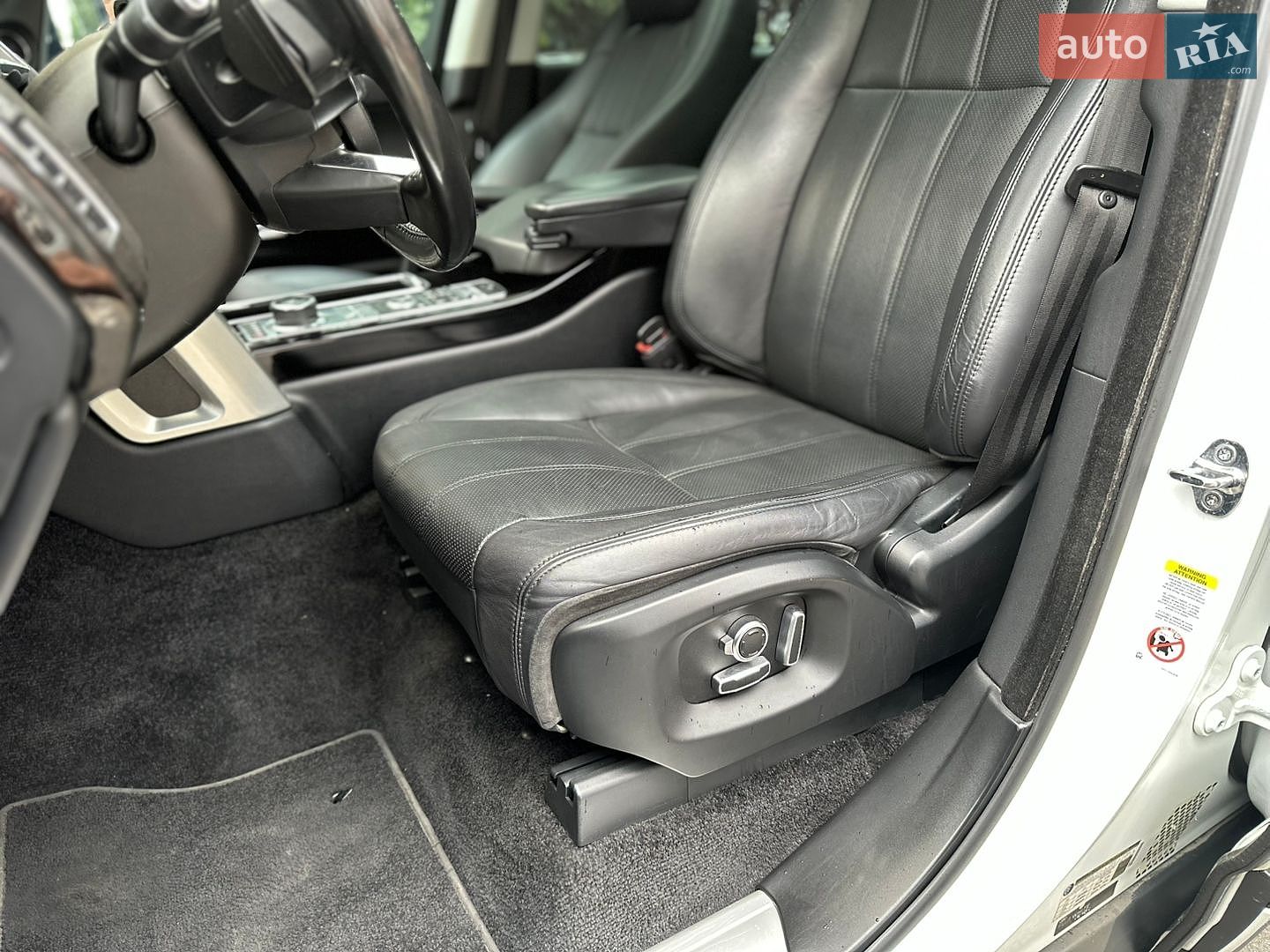 Land Rover Range Rover 2018 VIN SALGS2FK5HA360019 фото оголошення 43 з 44
