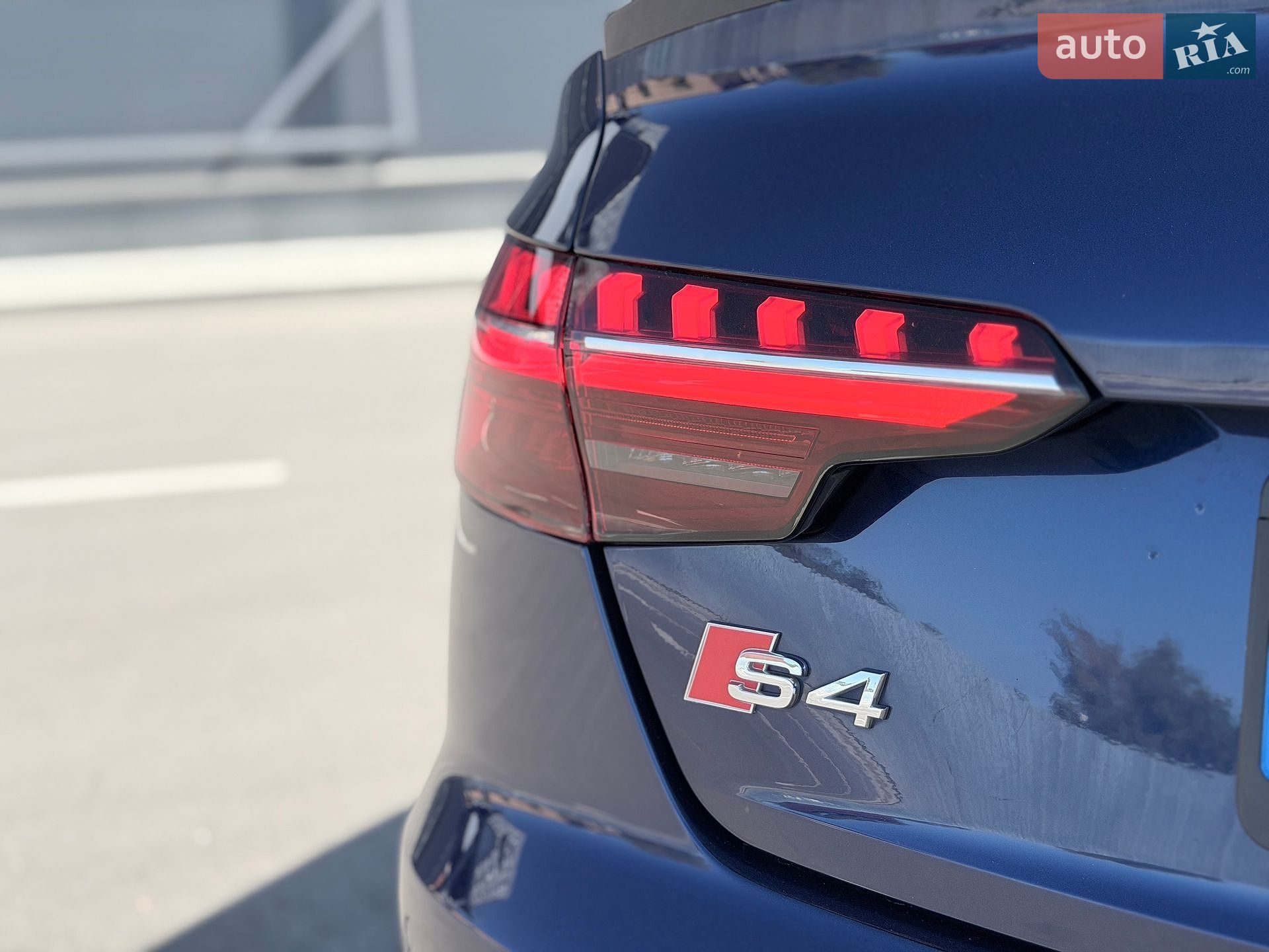Audi S4 2017 VIN WAUB4AF48JA099463 фото оголошення 27 з 64