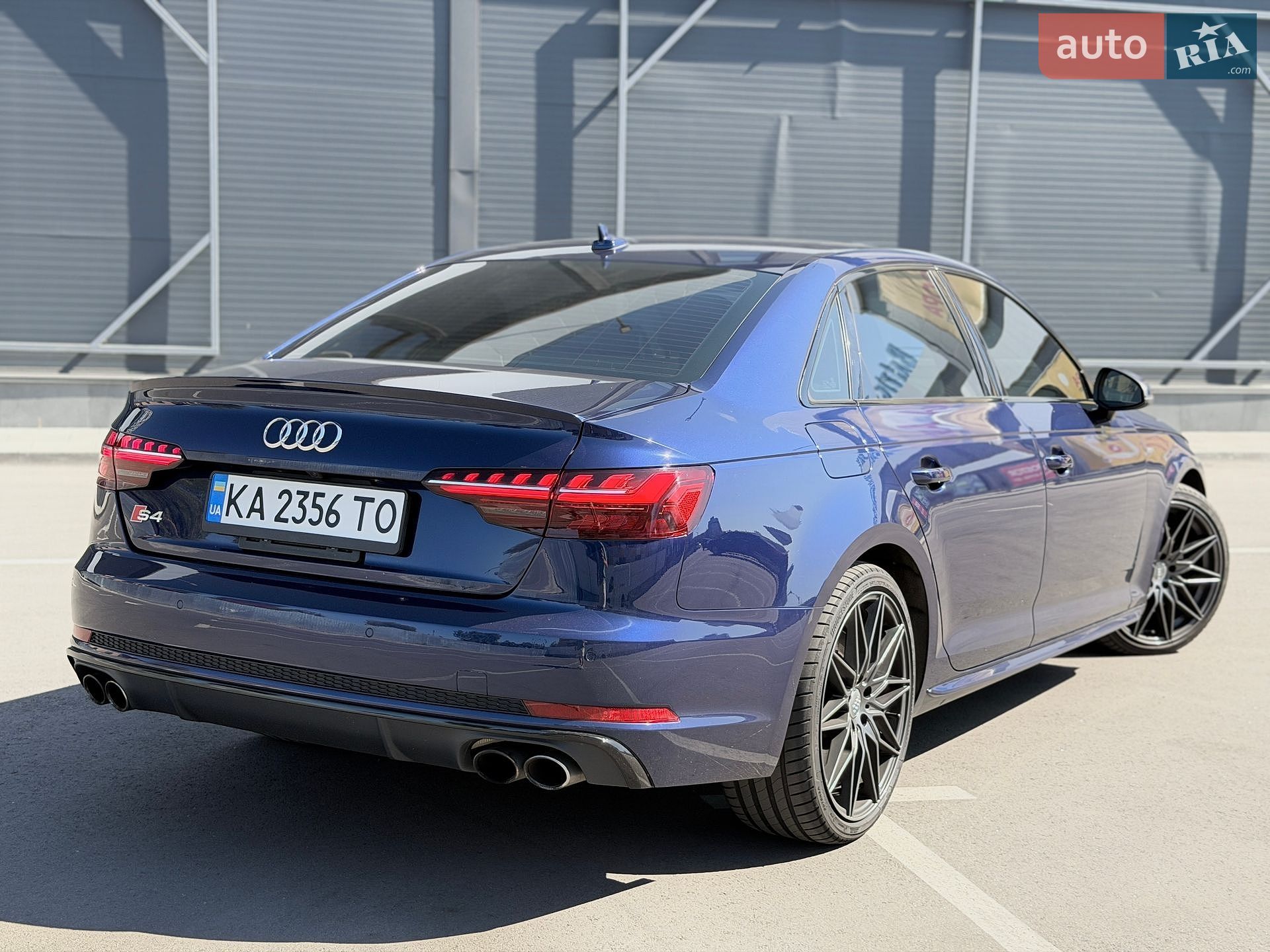 Audi S4 2017 VIN WAUB4AF48JA099463 фото оголошення 30 з 64
