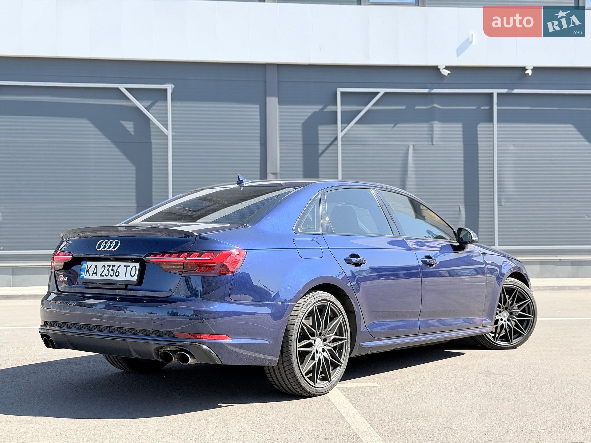 Audi S4 2017 VIN WAUB4AF48JA099463 фото оголошення 33 з 64