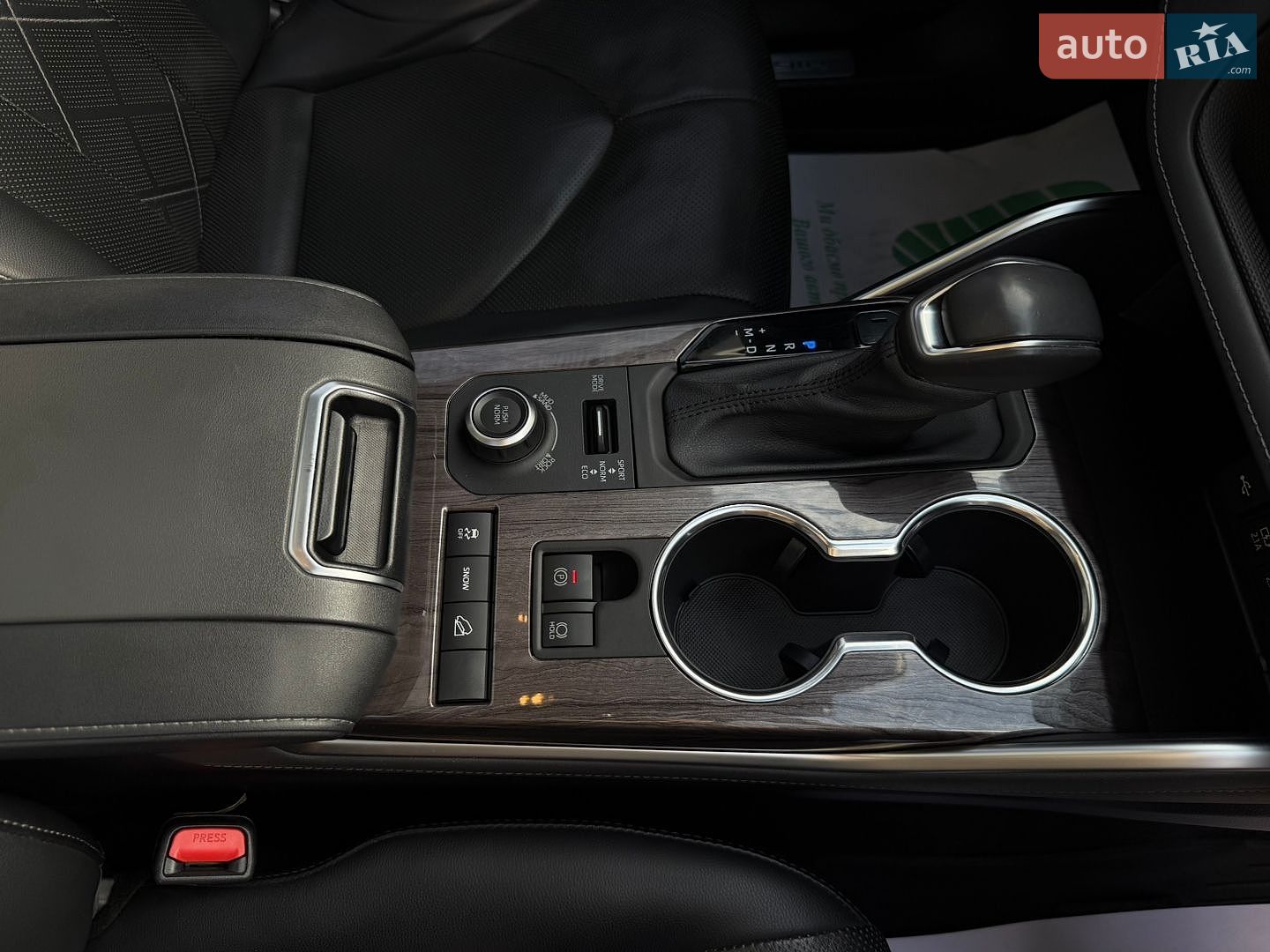 Toyota Highlander 2020 VIN 5TDLZ3BH20S049284 фото оголошення 10 з 34