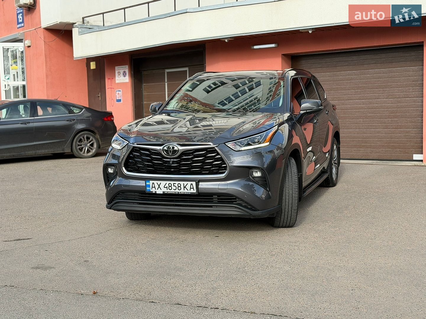 Toyota Highlander 2020 VIN 5TDLZ3BH20S049284 фото оголошення 17 з 34