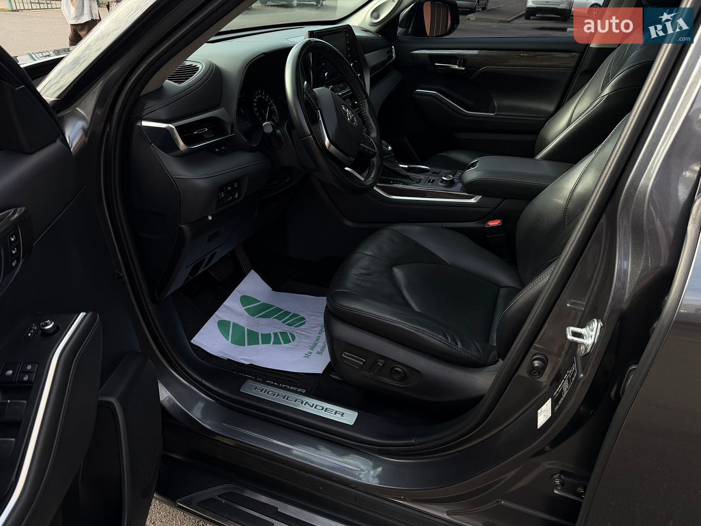 Toyota Highlander 2020 VIN 5TDLZ3BH20S049284 фото оголошення 24 з 34