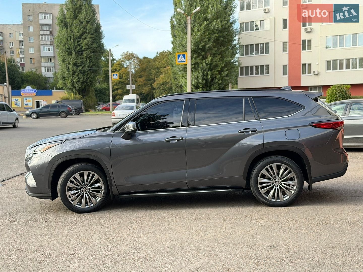 Toyota Highlander 2020 VIN 5TDLZ3BH20S049284 фото оголошення 25 з 34
