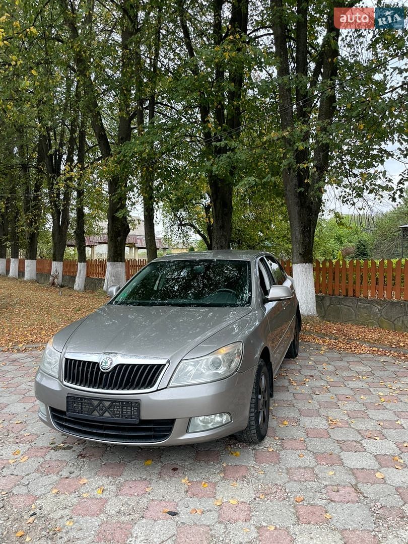 Skoda Octavia 2010 VIN TMBBS4124A8151291 фото оголошення 2 з 14
